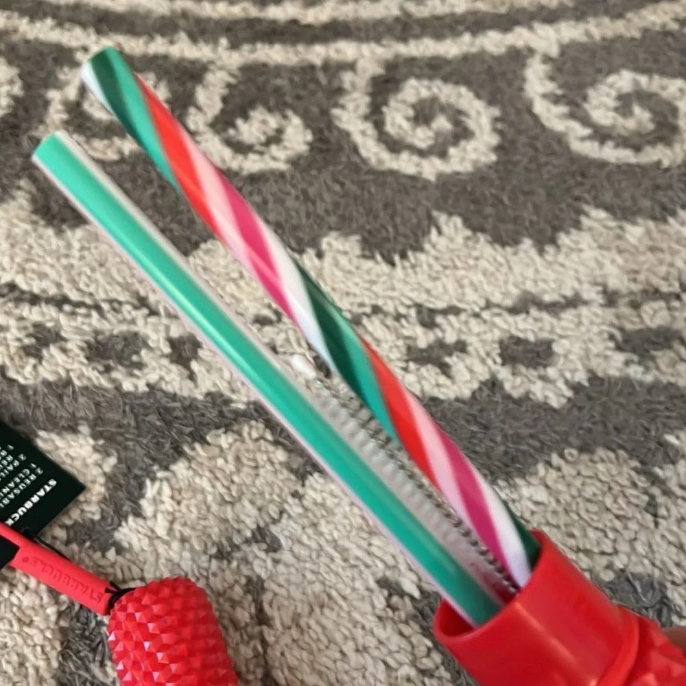 Starbucks Holiday 2024 reusable straws / brush set and case, NWT! - Picture 5 of 5